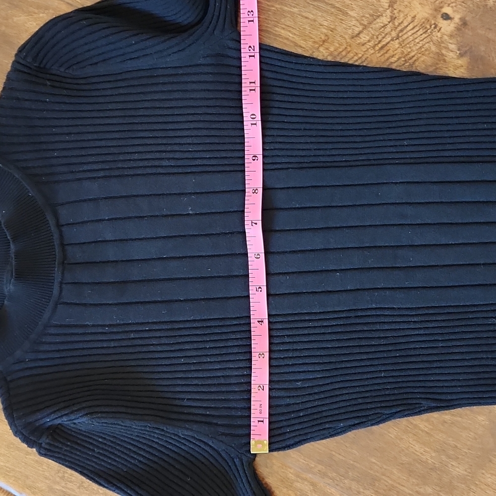 White House Black Market ribbed mock neck open back 3/4 sleeve sweater - Picture 5 of 7